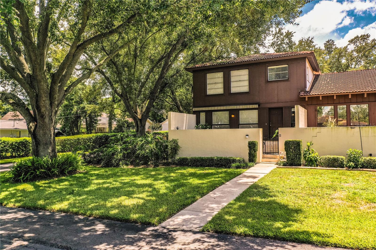 11 LOMA VERDE #11, LAKELAND, FL — photo 3
