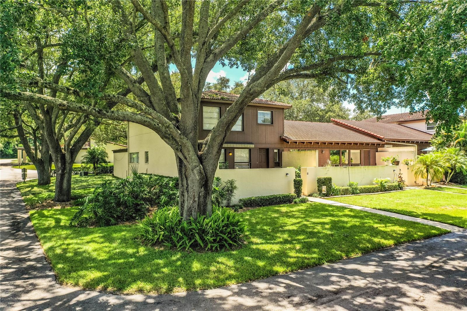11 LOMA VERDE #11, LAKELAND, FL — photo 4