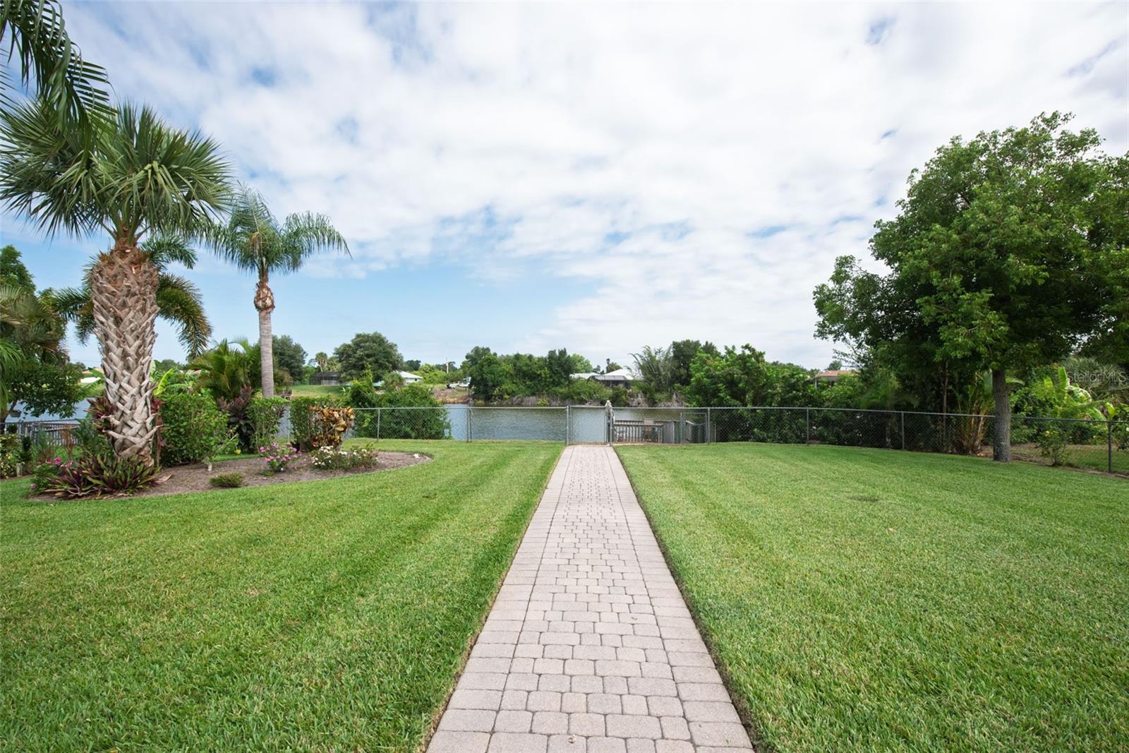 7411 SNOW DR, ENGLEWOOD, FL — photo 46