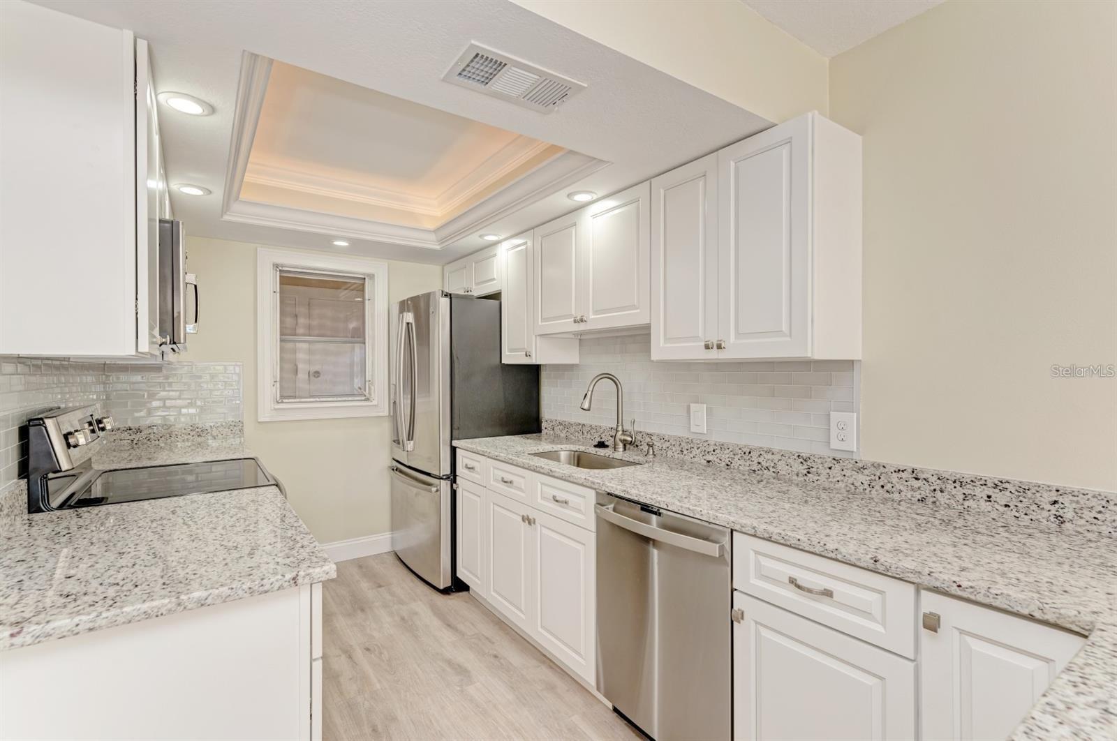 129 TYLER DR #101, SARASOTA, FL — photo 11