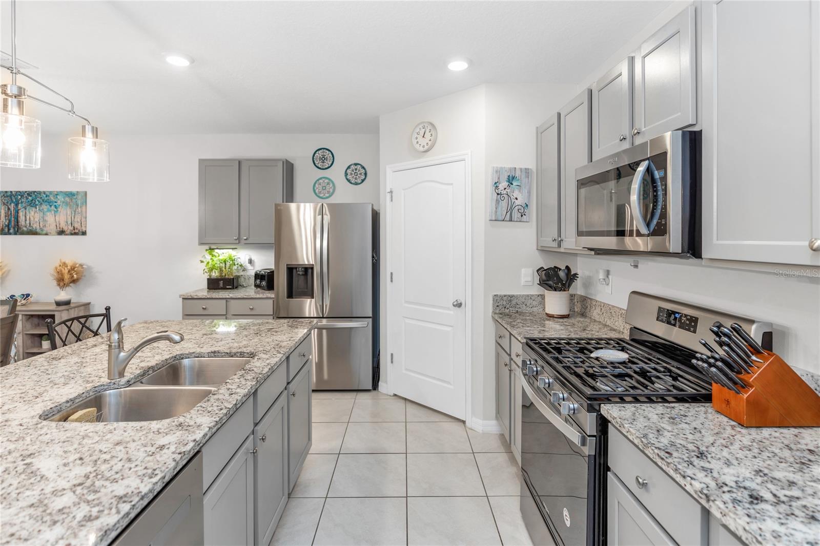 839 LAZIO CIR, DEBARY, FL — photo 5