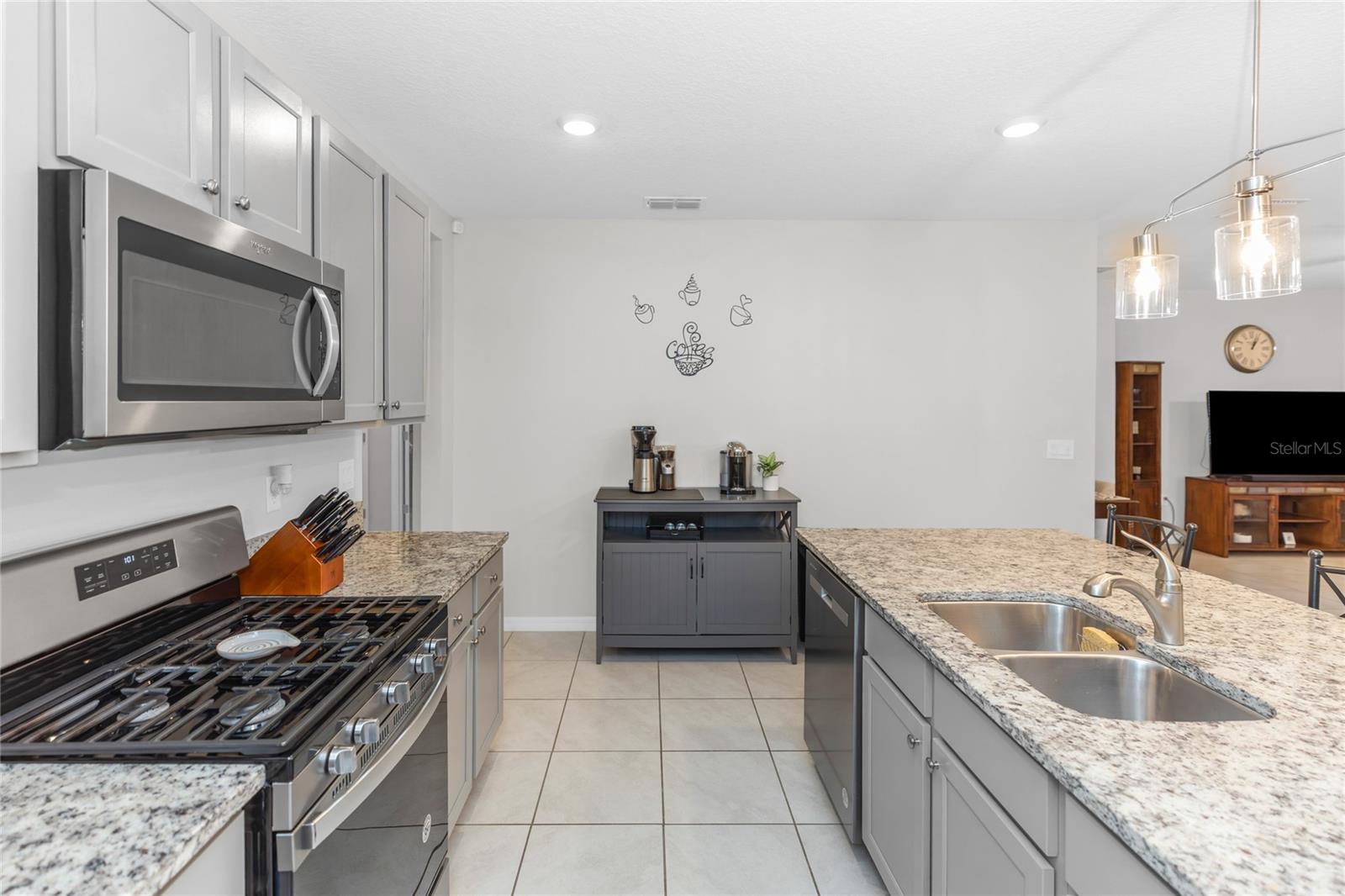 839 LAZIO CIR, DEBARY, FL — photo 7
