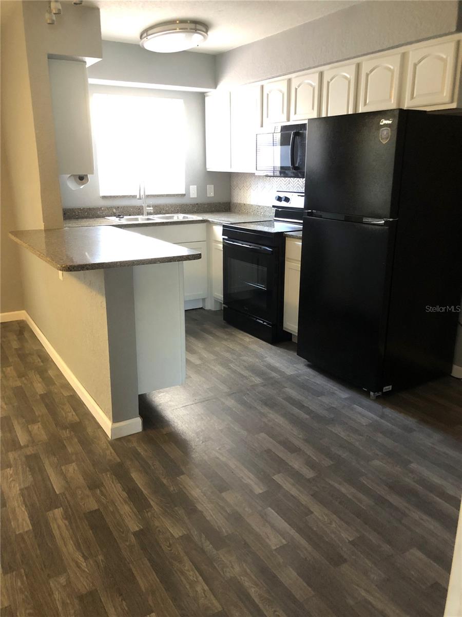 9030 BLIND PASS RD #C10, ST PETERSBURG, FL — photo 3