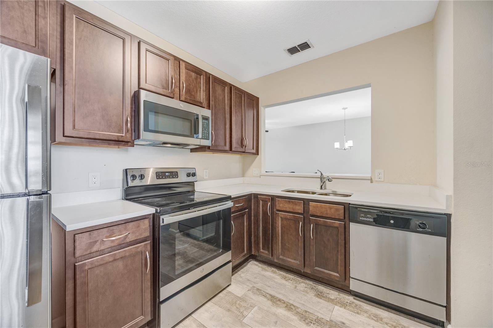 1231 GODAVARI WAY E #202, WESLEY CHAPEL, FL — photo 5