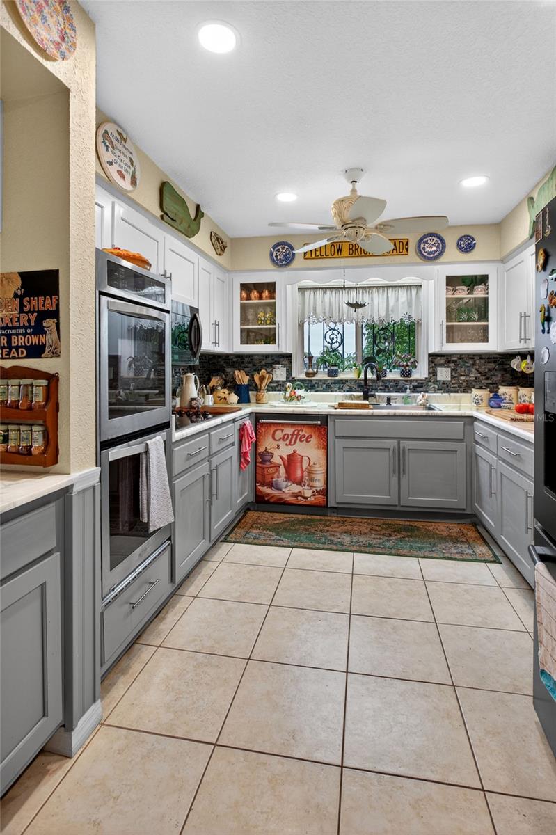 1411 JACOBSON CIR, SUN CITY CENTER, FL — photo 22