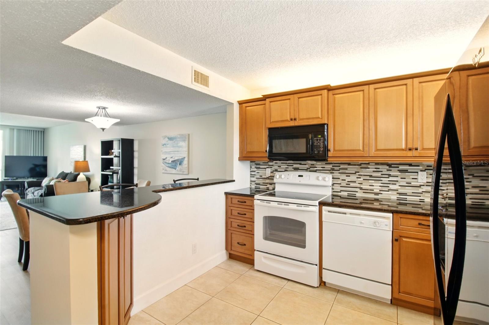 7625 SUN ISLAND DR S #304, SOUTH PASADENA, FL — photo 9