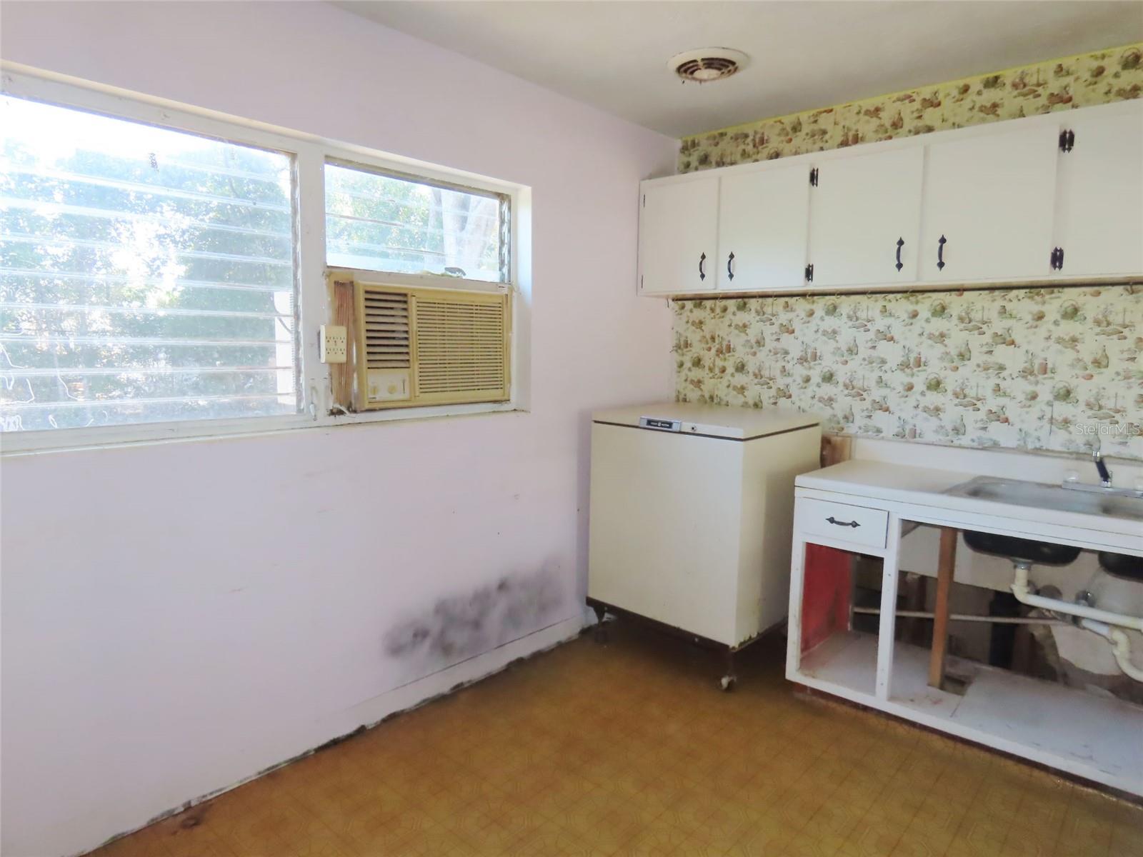 3911 W LEILA AVE, TAMPA, FL — photo 7