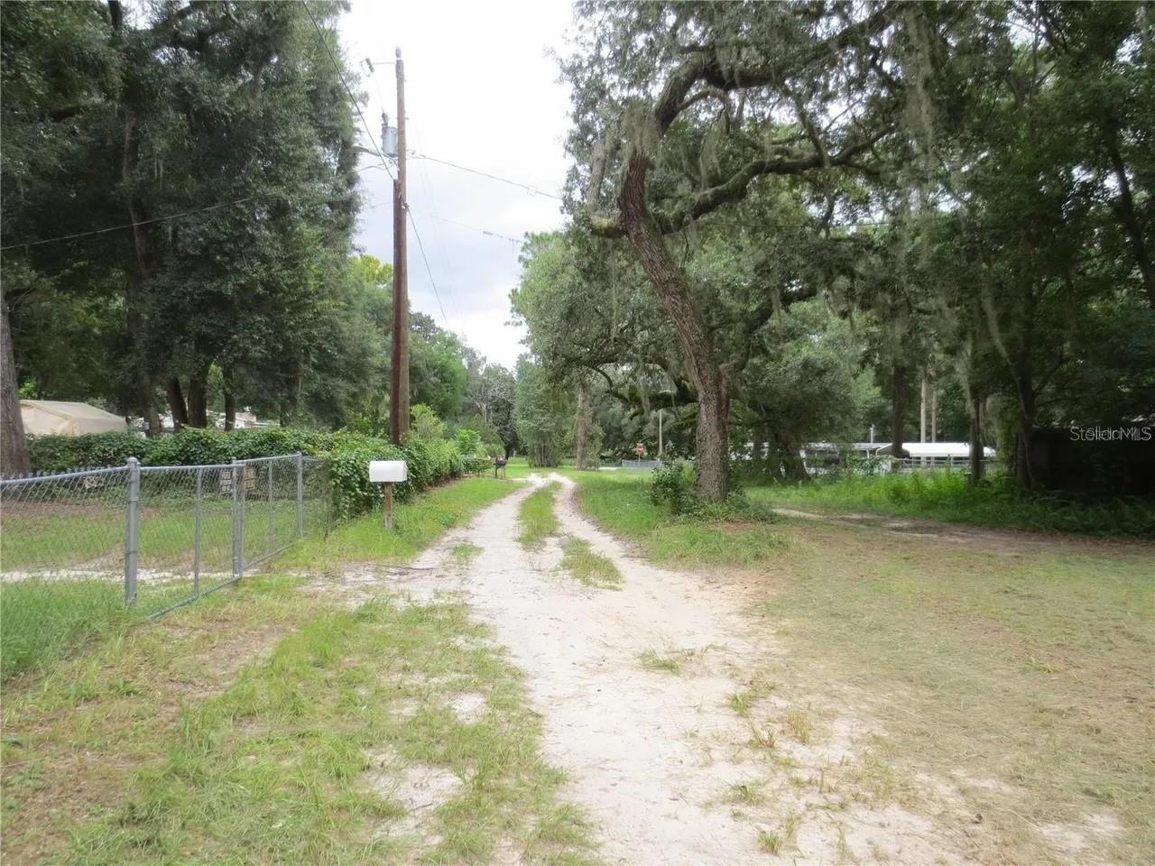 16865 SE 3RD PL, SILVER SPRINGS, FL — photo 25