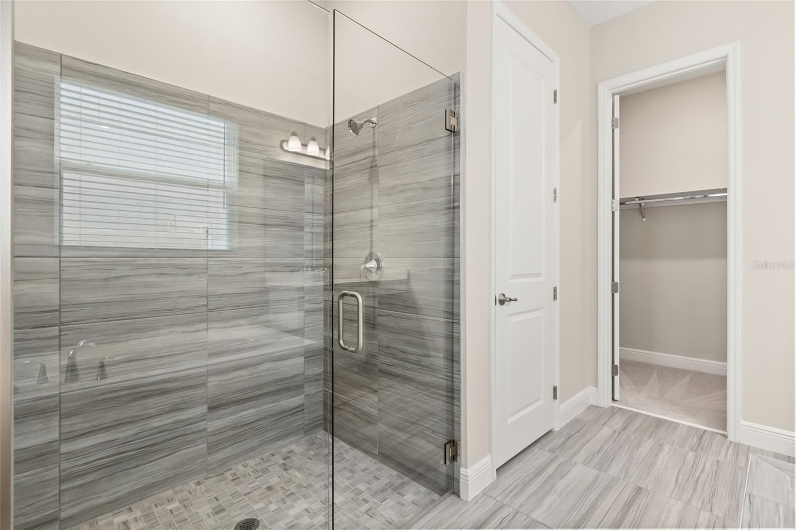 8373 LUDINGTON CIR, ORLANDO, FL — photo 47