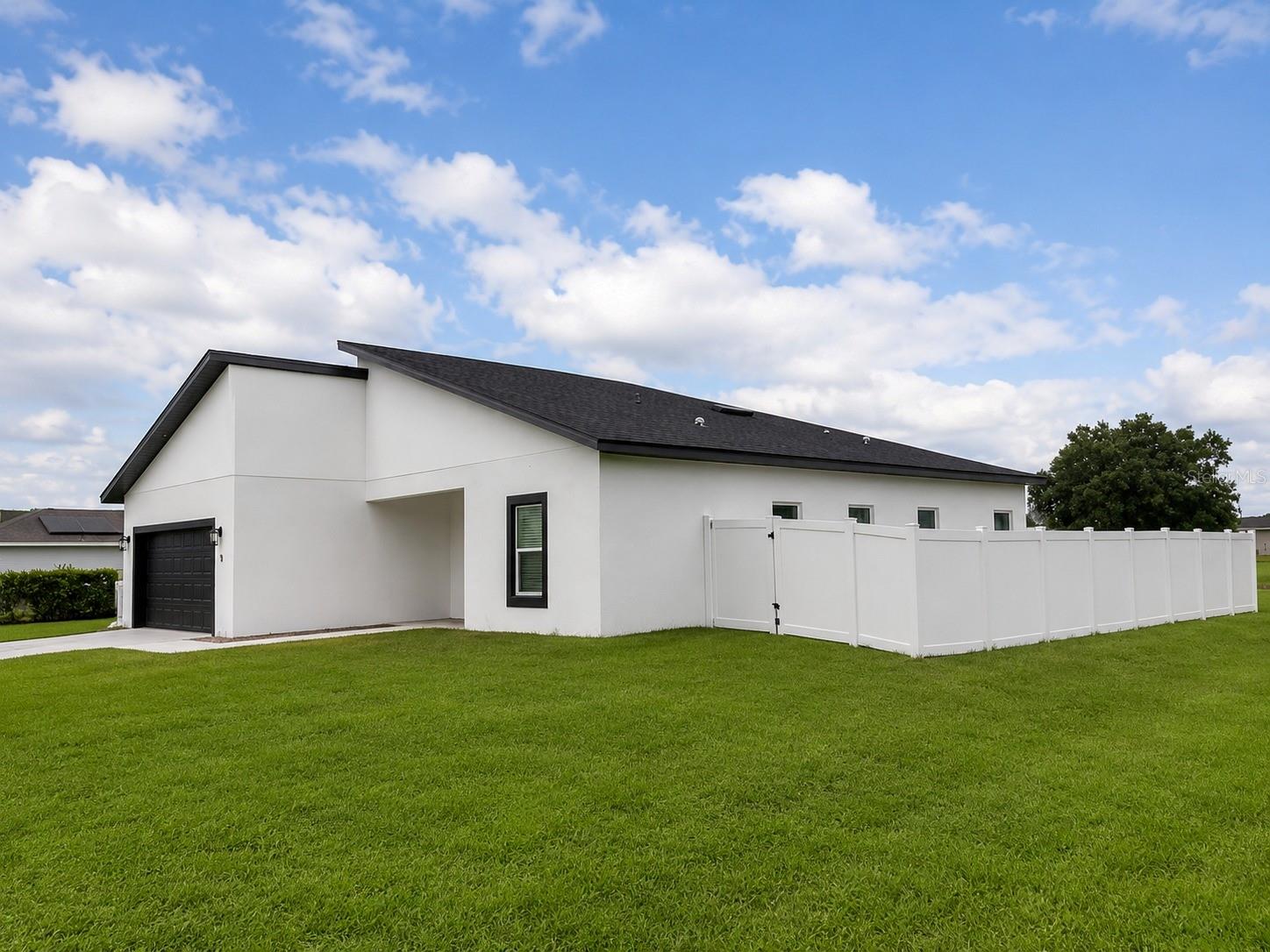 801 JARNAC DR, KISSIMMEE, FL — photo 2