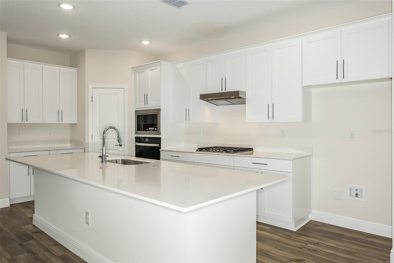 33580 HAMMOCK BEACH WAY, DADE CITY, FL — photo 2