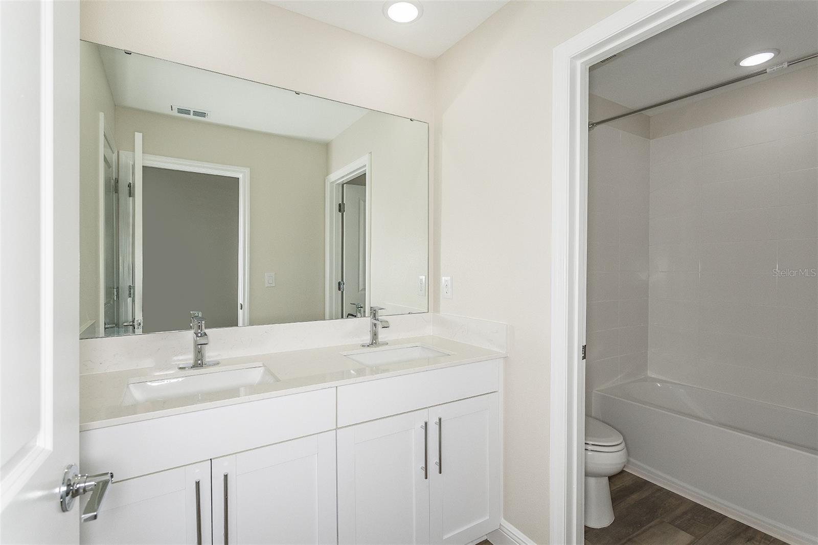 33580 HAMMOCK BEACH WAY, DADE CITY, FL — photo 23