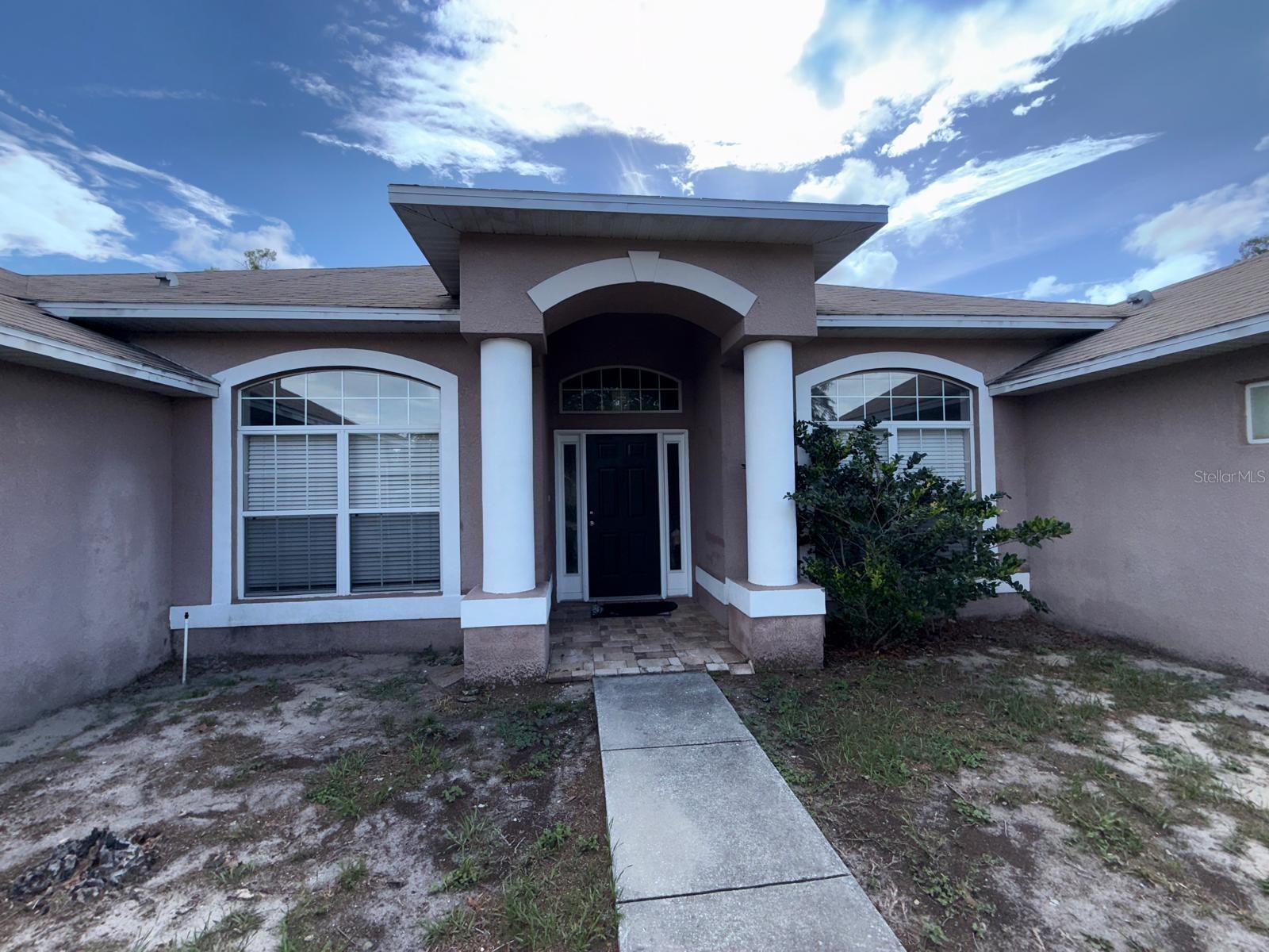 8414 BAY DR, SPRING HILL, FL — photo 2
