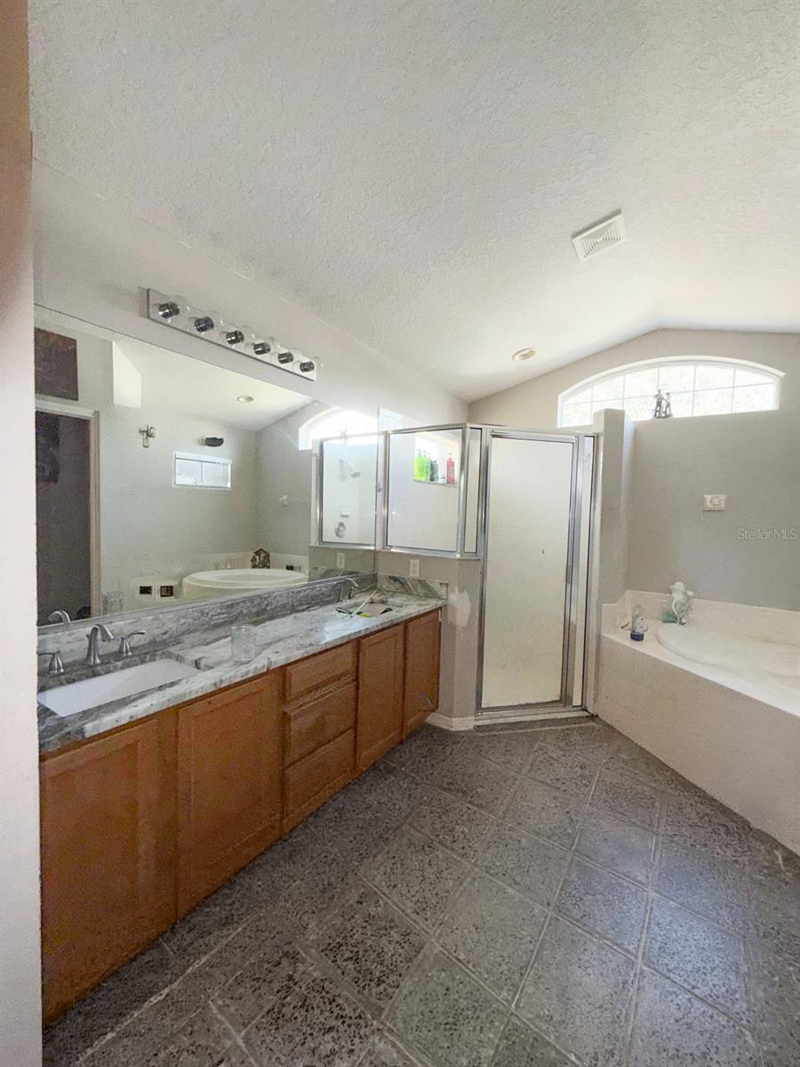 8414 BAY DR, SPRING HILL, FL — photo 19