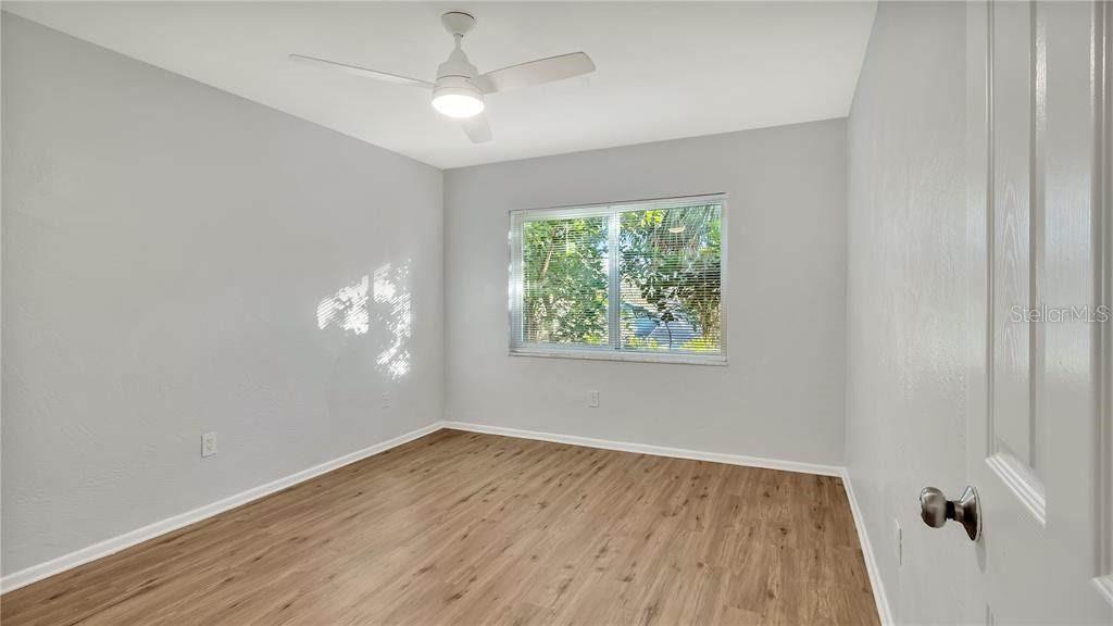 5900 22ND AVE N, ST PETERSBURG, FL — photo 4