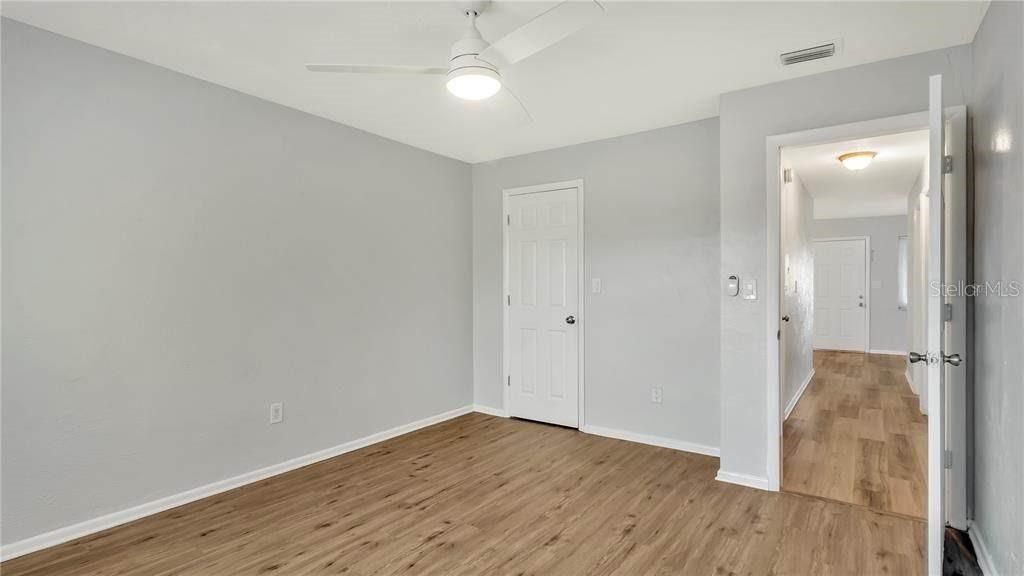 5900 22ND AVE N, ST PETERSBURG, FL — photo 18