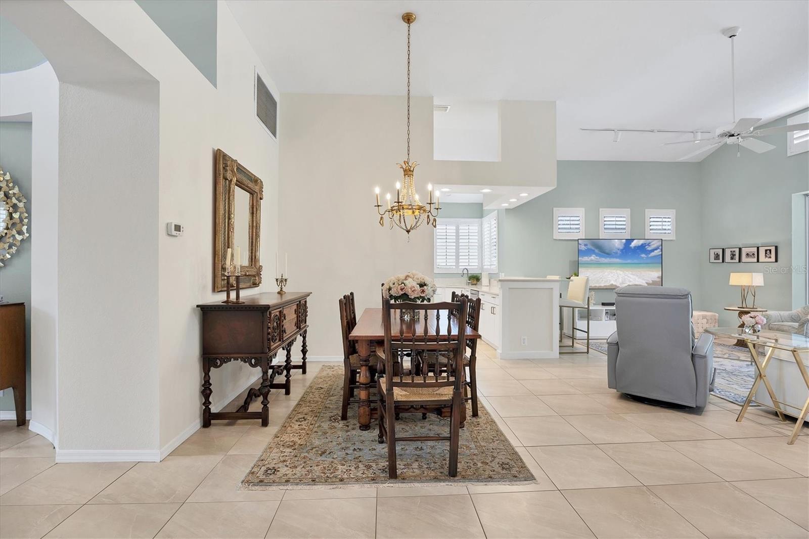 7916 HAMPTON CT, UNIVERSITY PARK, FL — photo 17
