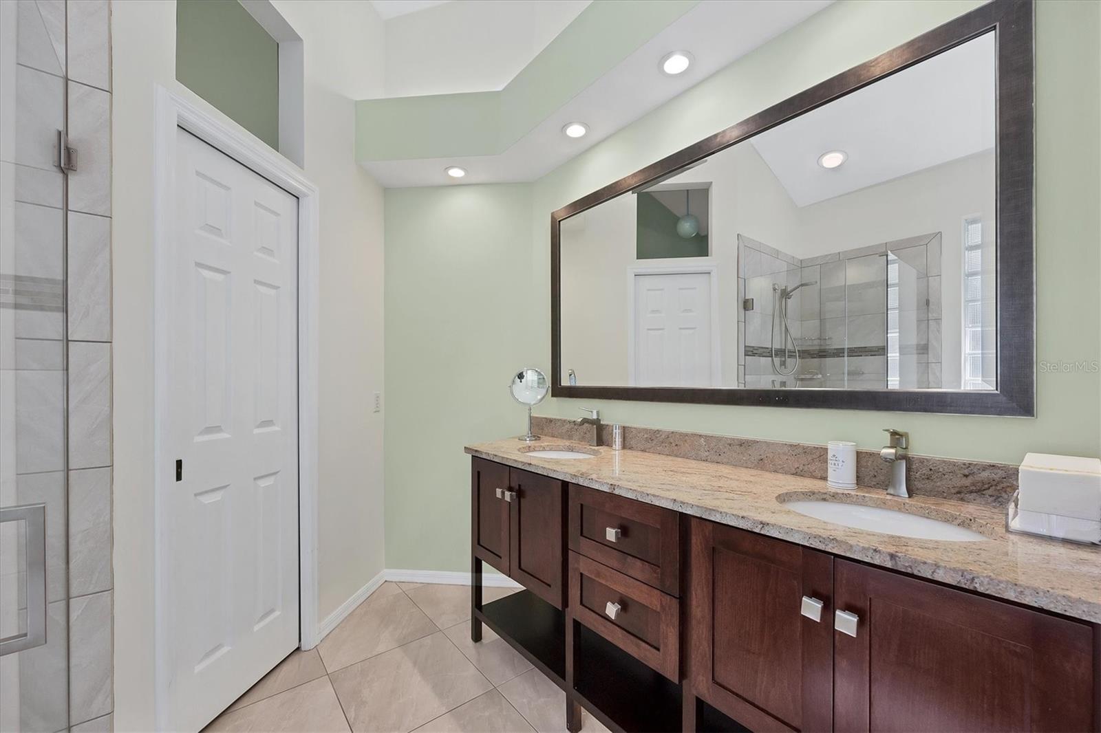 7916 HAMPTON CT, UNIVERSITY PARK, FL — photo 23