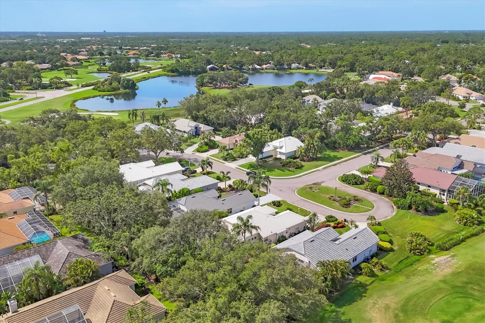 7916 HAMPTON CT, UNIVERSITY PARK, FL — photo 43