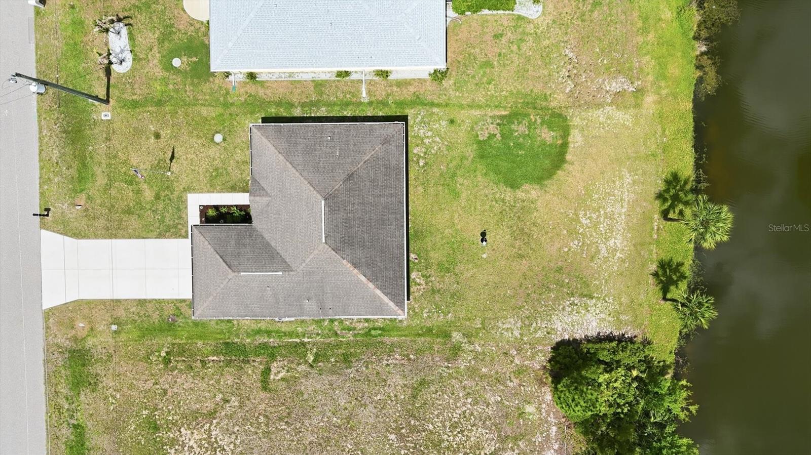 150 BAYTREE DR, ROTONDA WEST, FL — photo 34