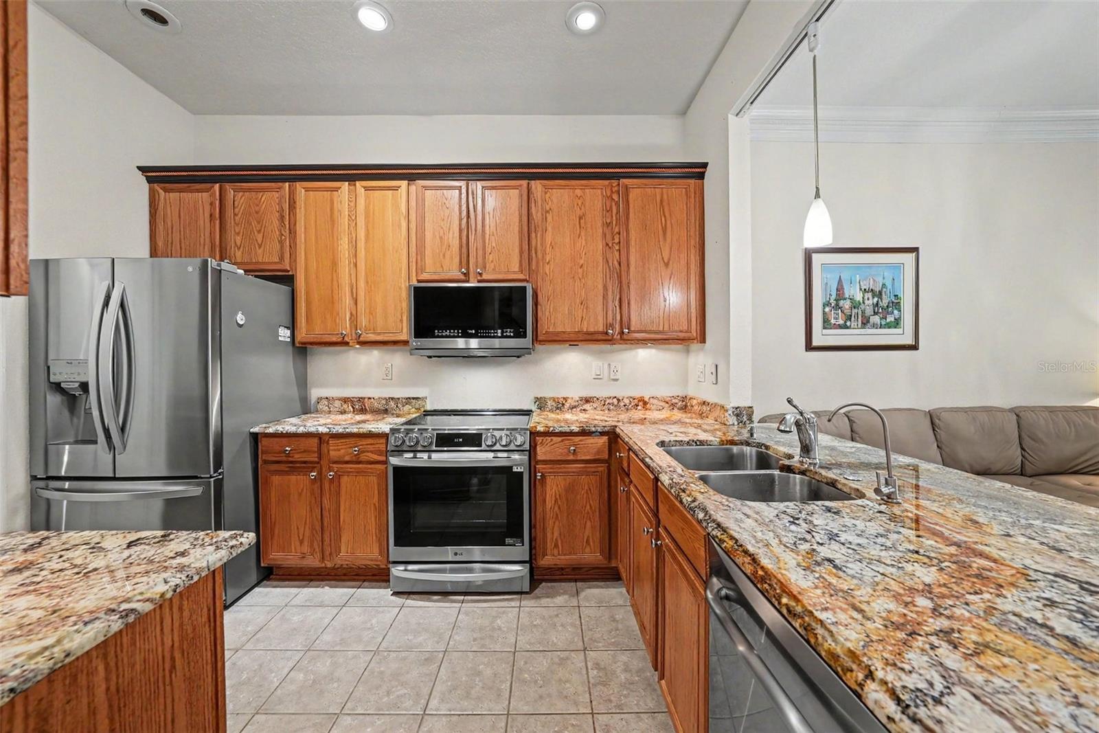 7411 WIMPOLE DR, NEW PORT RICHEY, FL — photo 3