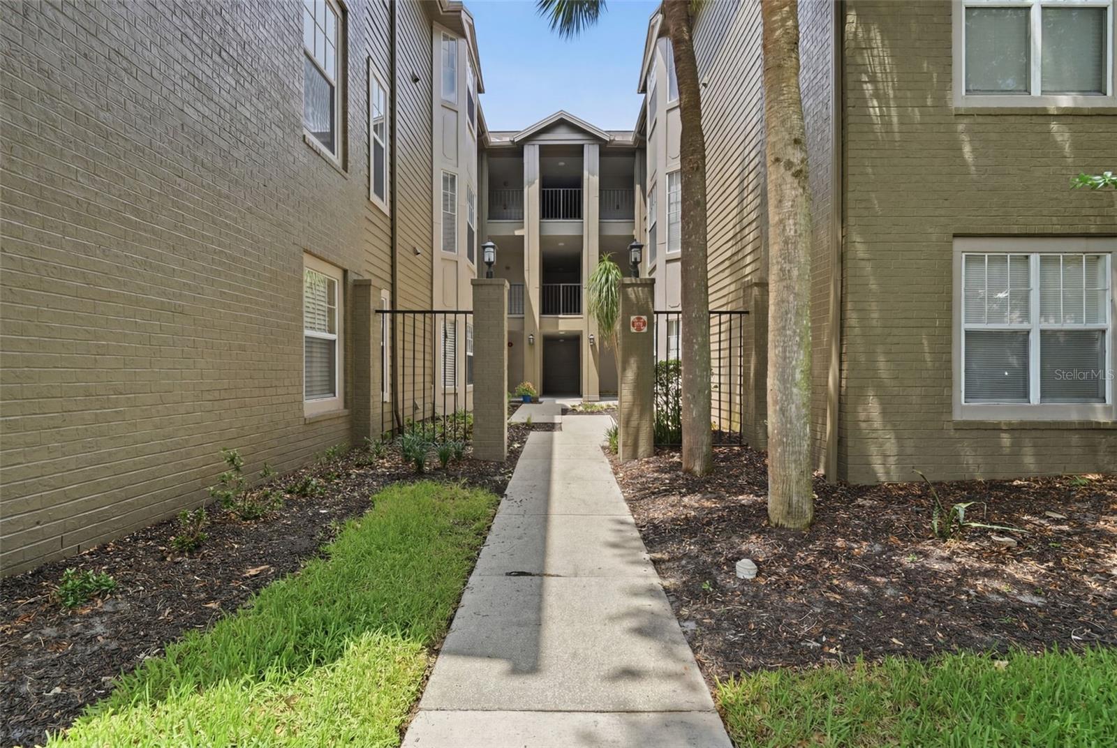 420 SUMMIT RIDGE PL #300, LONGWOOD, FL — photo 2