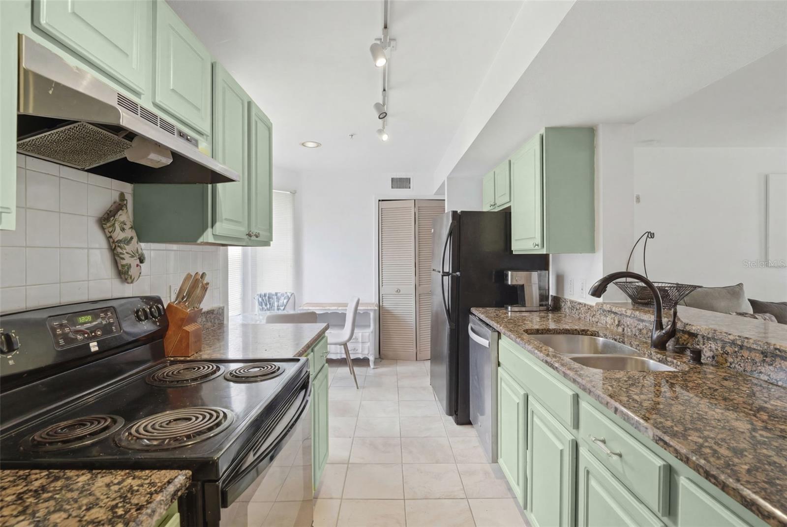 420 SUMMIT RIDGE PL #300, LONGWOOD, FL — photo 9