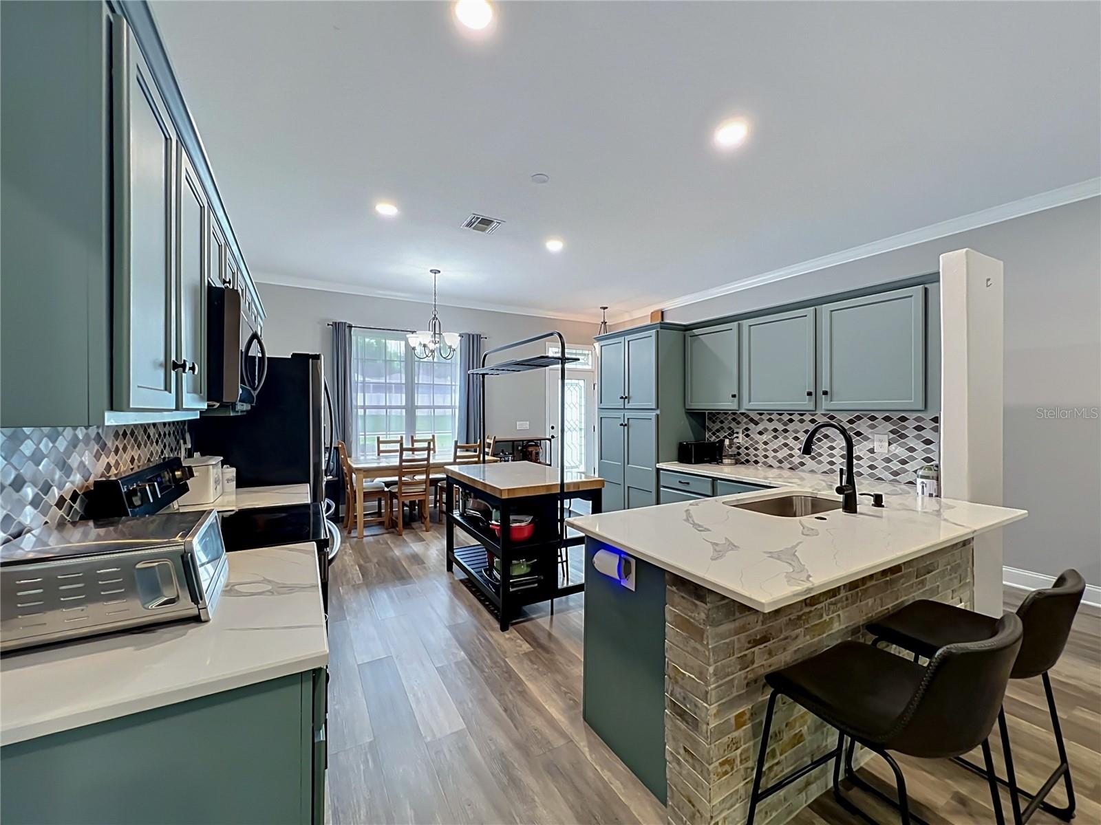 300 E GENEVA ST, OCOEE, FL — photo 3