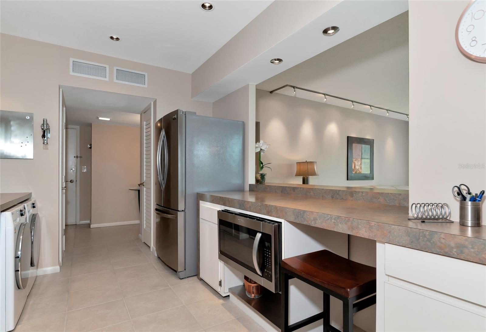 1111 N GULFSTREAM AVE #1A AVE #1A, SARASOTA, FL — photo 31