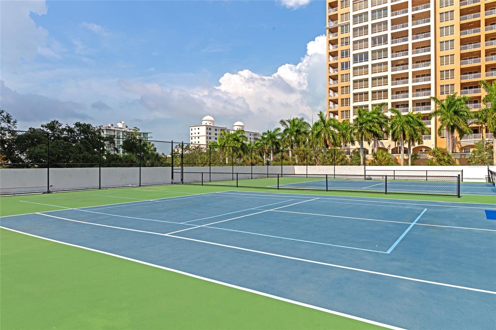 1111 N GULFSTREAM AVE #1A AVE #1A, SARASOTA, FL — photo 39