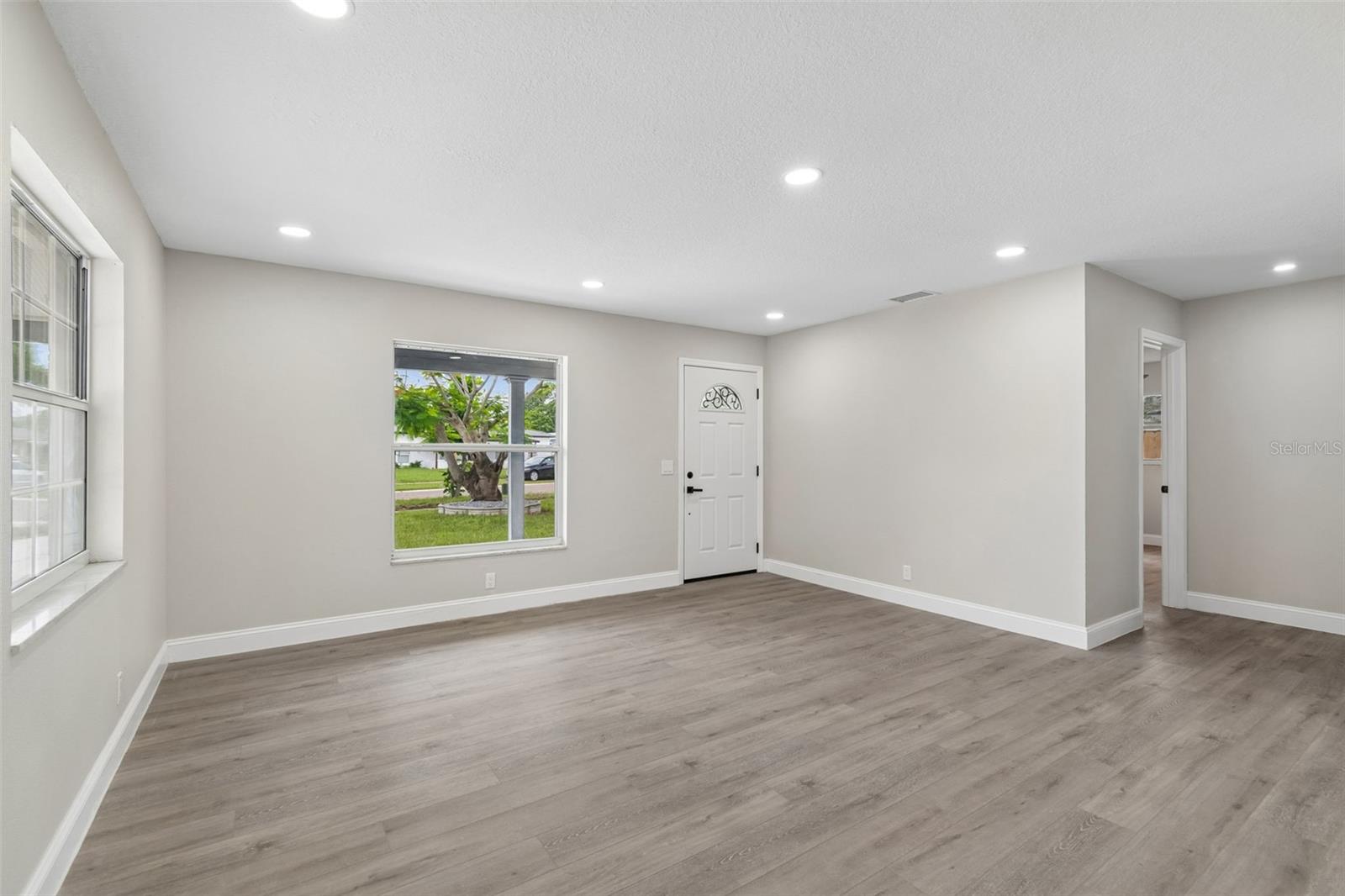 6532 S WEST SHORE CIR, TAMPA, FL — photo 5