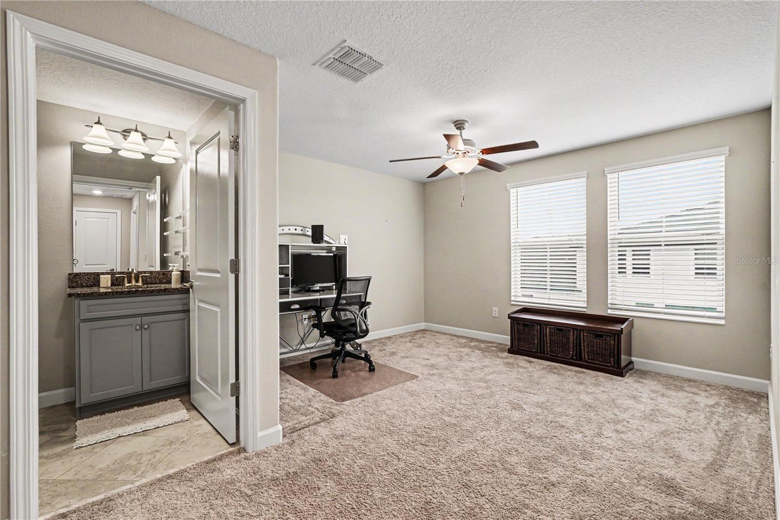 10462 WELDON CORK WAY, SAN ANTONIO, FL — photo 12