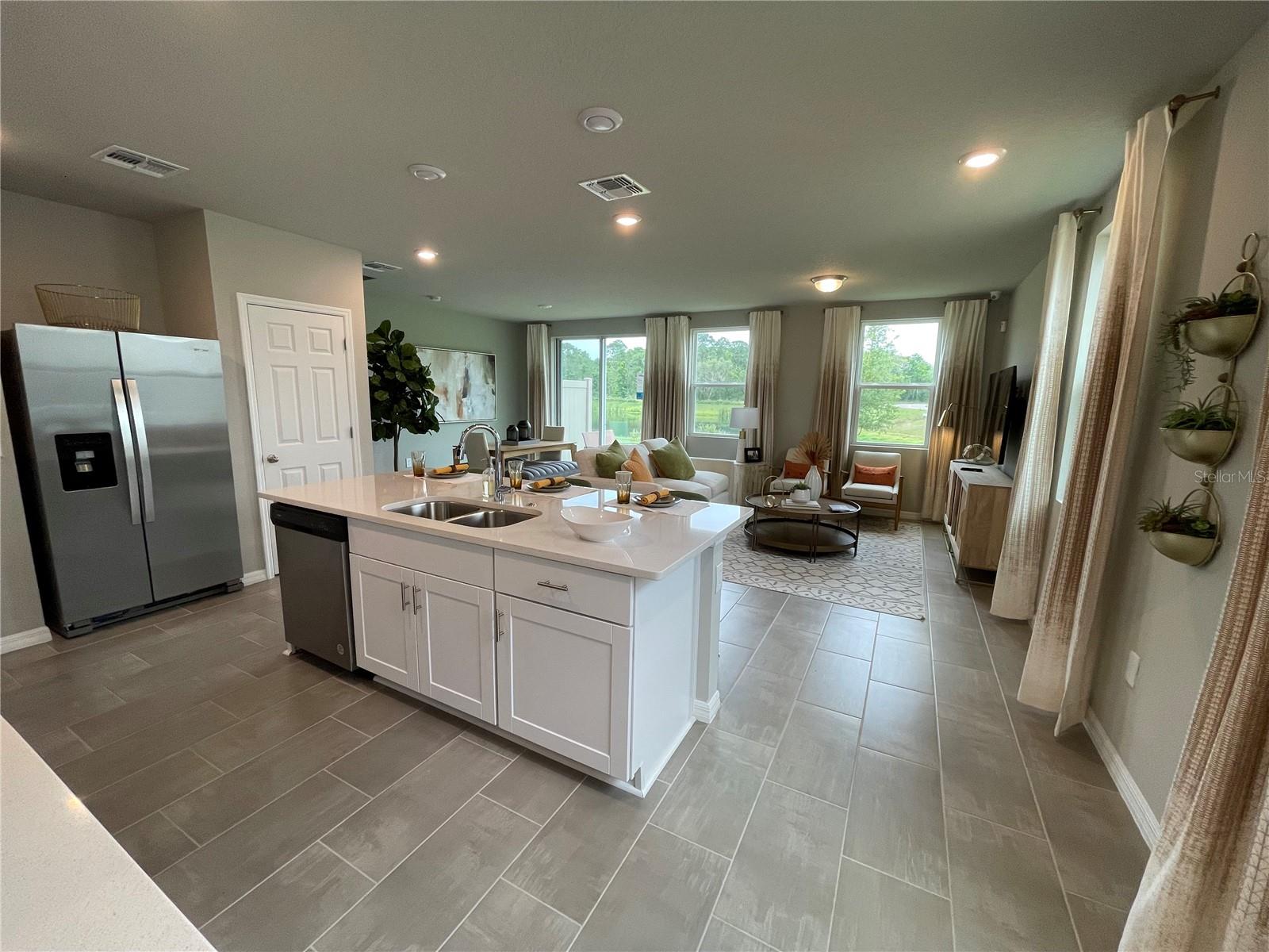 732 LEGACY DR, DAVENPORT, FL — photo 3
