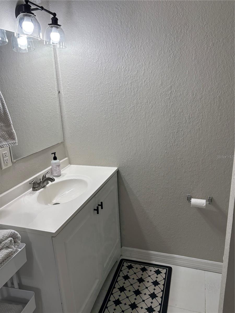 6014 CEDAR ST NE, ST PETERSBURG, FL — photo 13