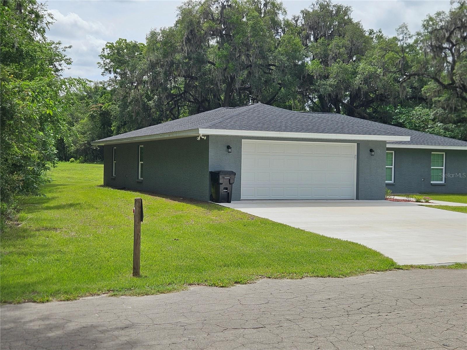 51 NE 10TH ST, WILLISTON, FL — photo 2