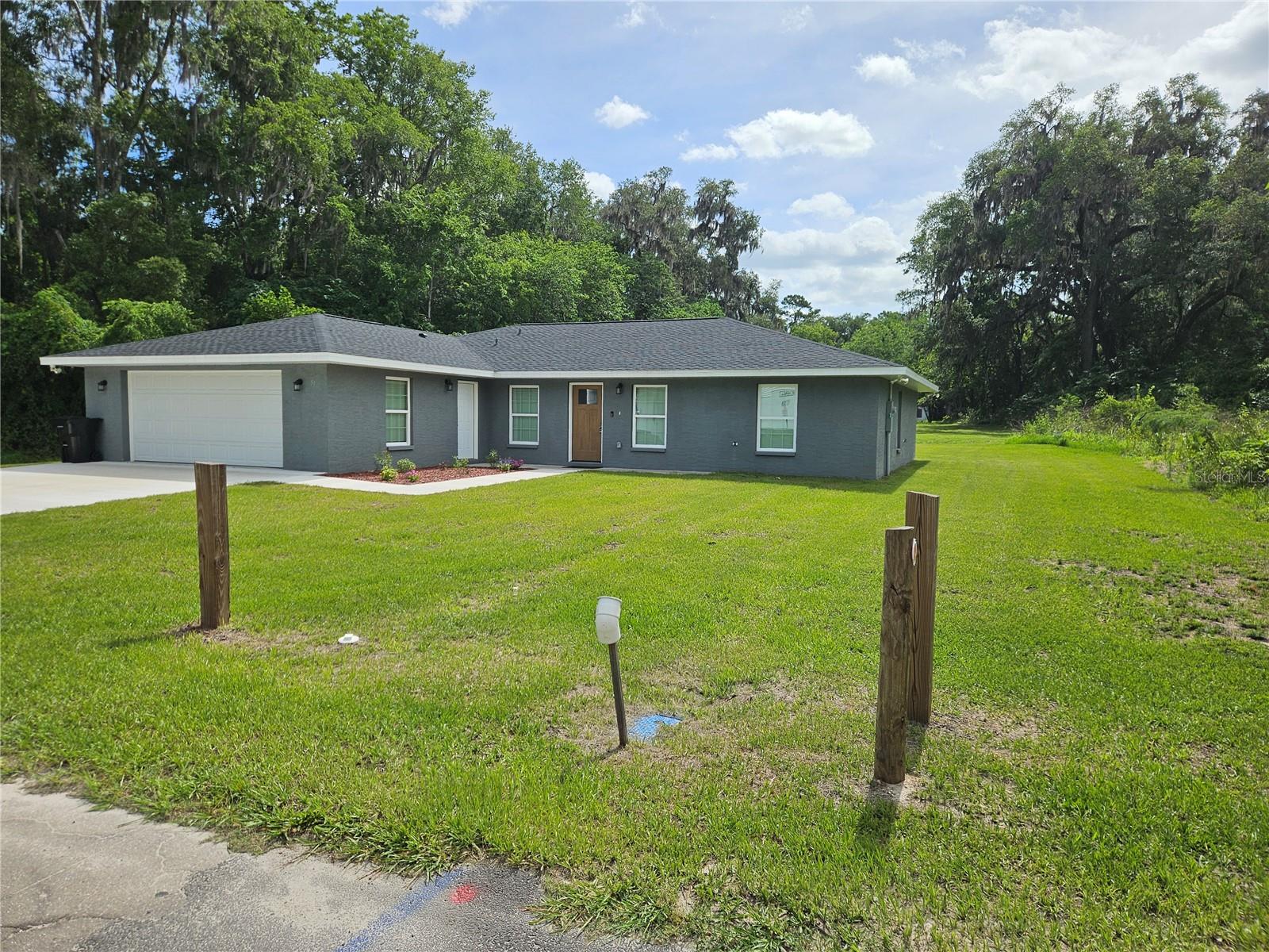 51 NE 10TH ST, WILLISTON, FL — photo 3
