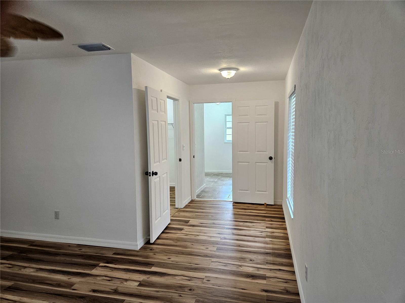 51 NE 10TH ST, WILLISTON, FL — photo 13