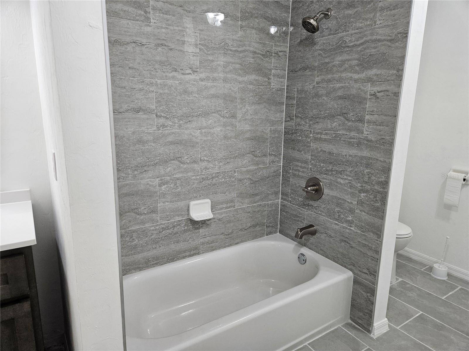 51 NE 10TH ST, WILLISTON, FL — photo 22