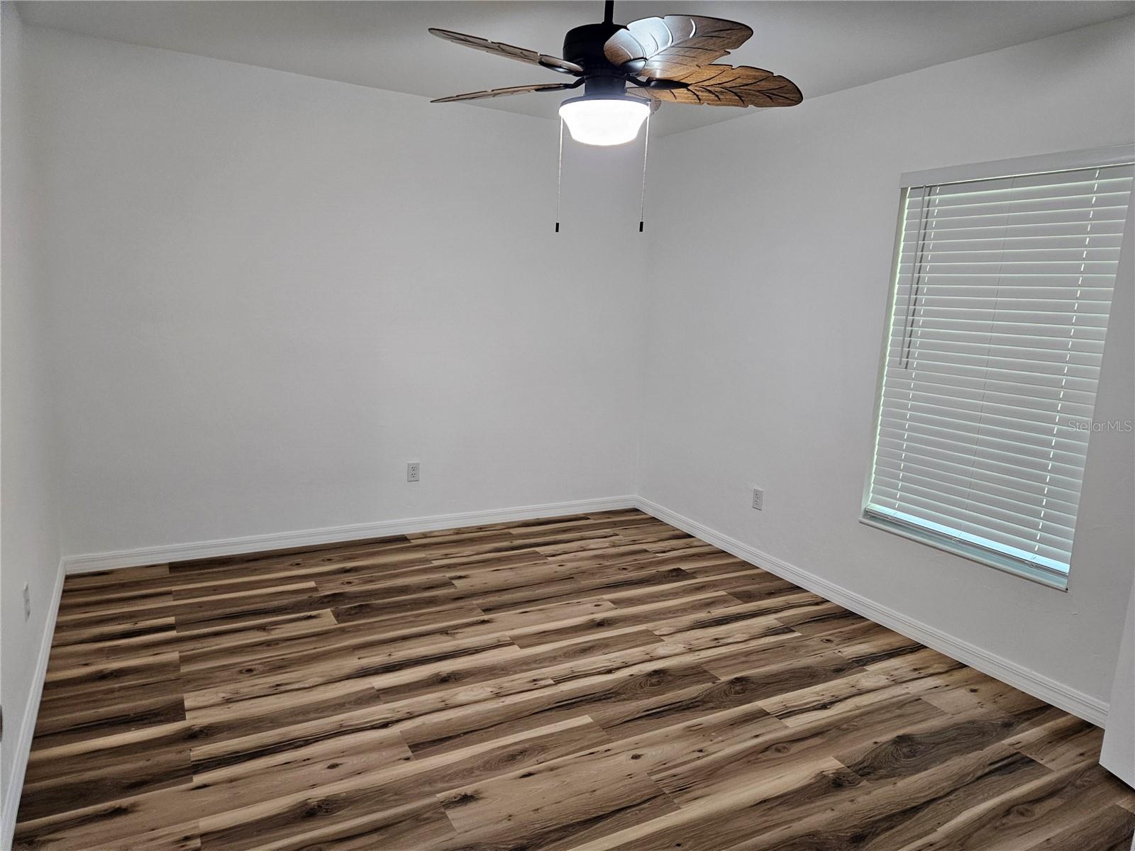 51 NE 10TH ST, WILLISTON, FL — photo 28