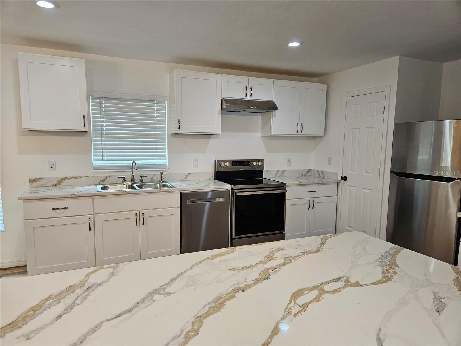 51 NE 10TH ST, WILLISTON, FL — photo 30