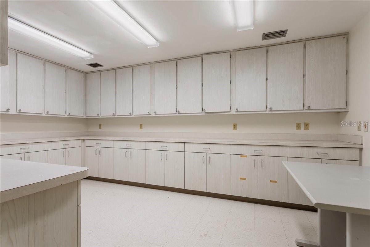 7019 NW 11TH PL, GAINESVILLE, FL — photo 13