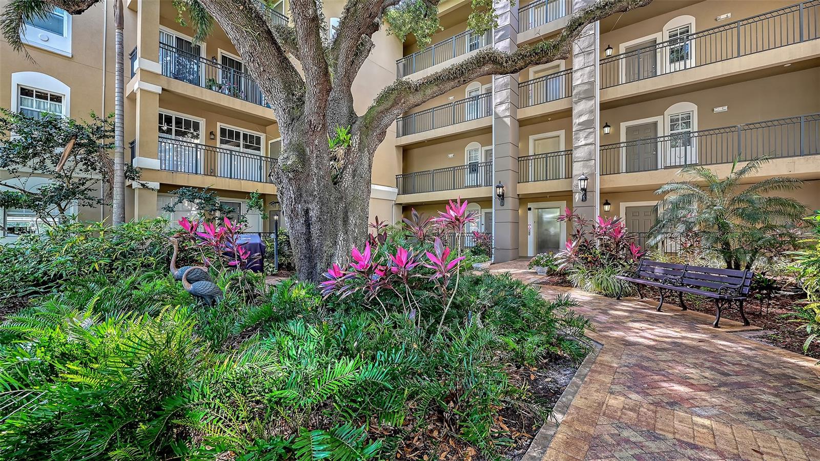 1268 11TH ST #2404, SARASOTA, FL — photo 6