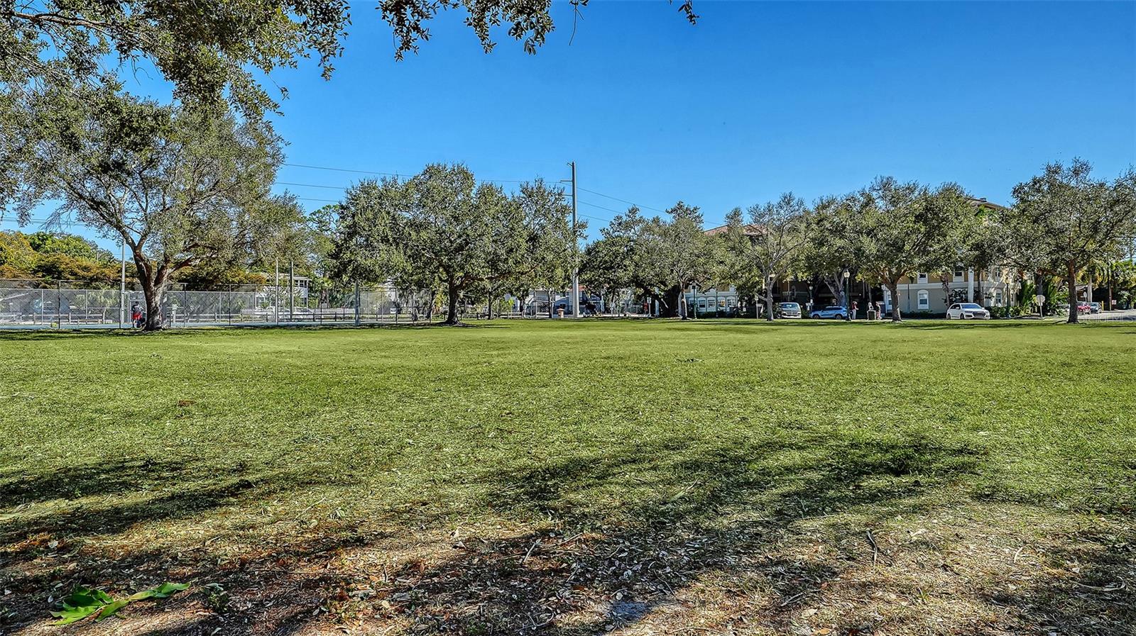 1268 11TH ST #2404, SARASOTA, FL — photo 59