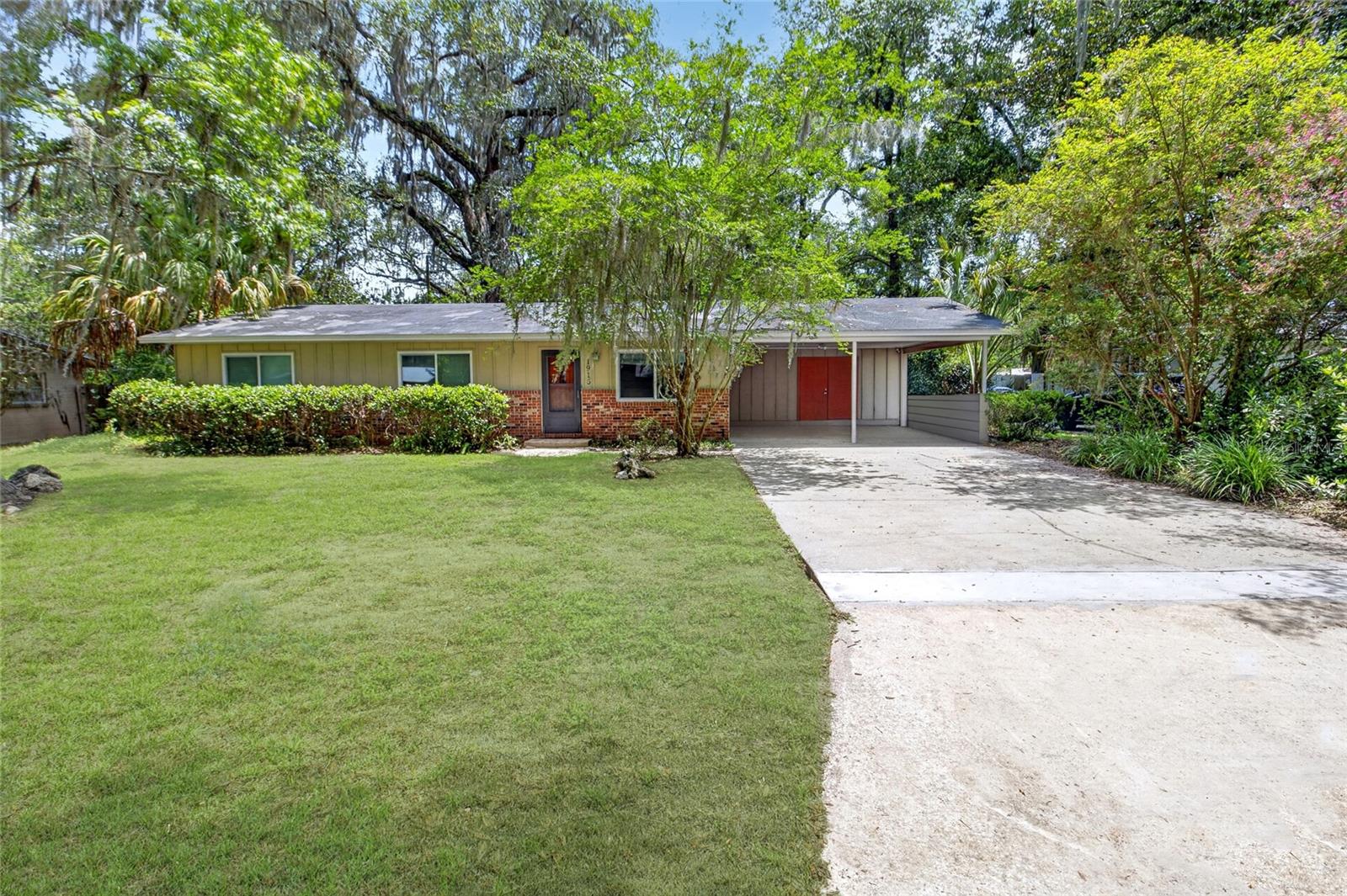 1915 NW 42ND PL, GAINESVILLE, FL — photo 2