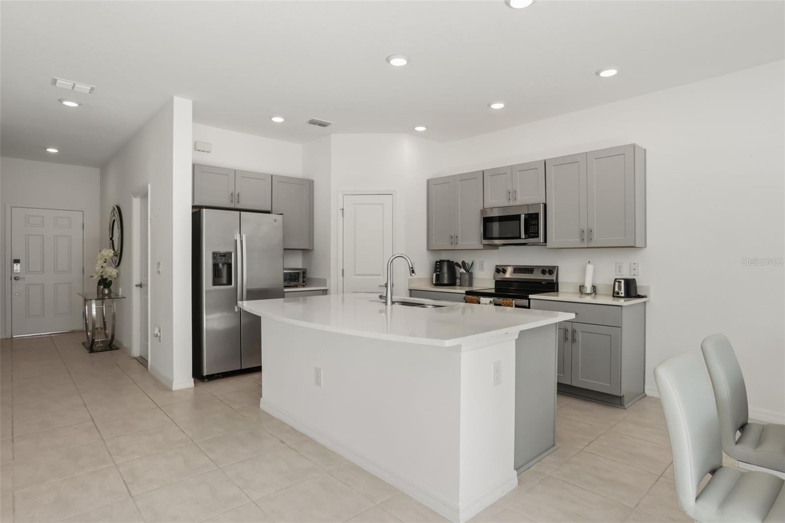 3002 CANARY AVE, DAVENPORT, FL — photo 9