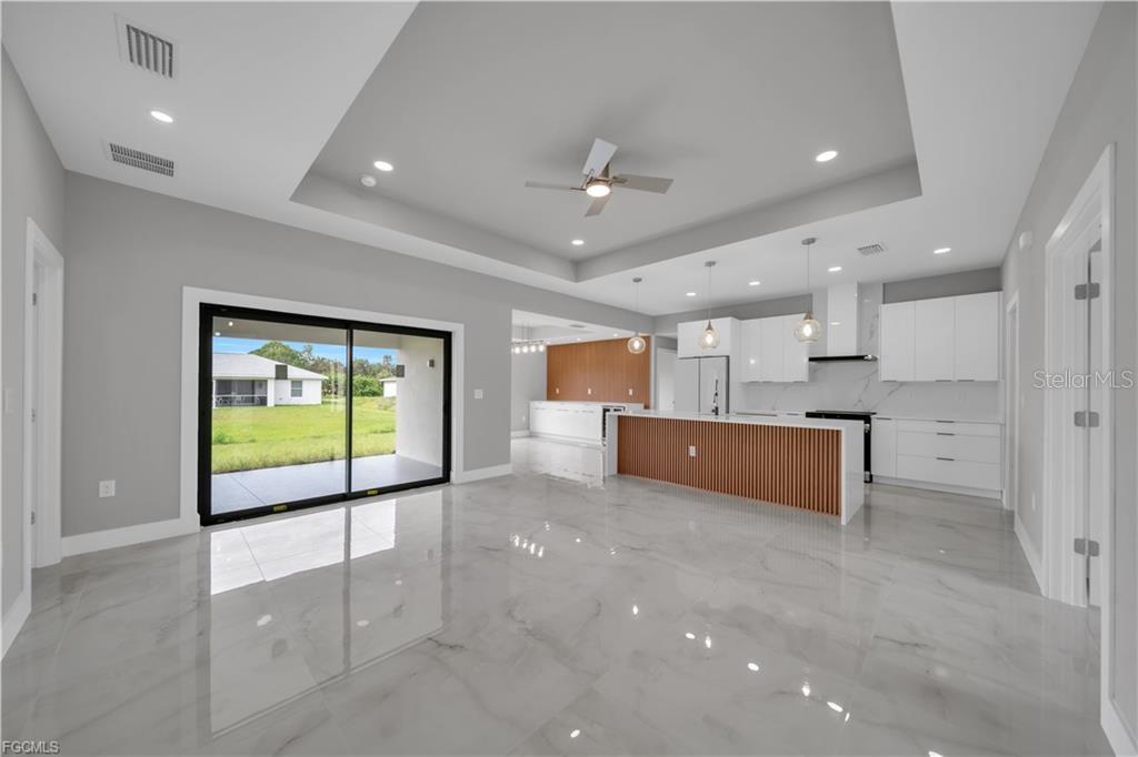 2507 39TH ST SW, LEHIGH ACRES, FL — photo 9