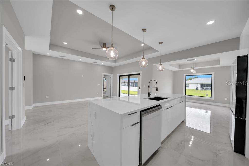 2507 39TH ST SW, LEHIGH ACRES, FL — photo 12