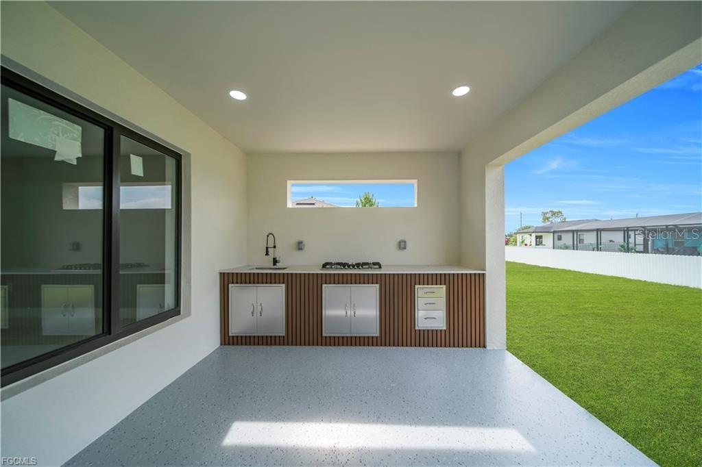 2507 39TH ST SW, LEHIGH ACRES, FL — photo 33