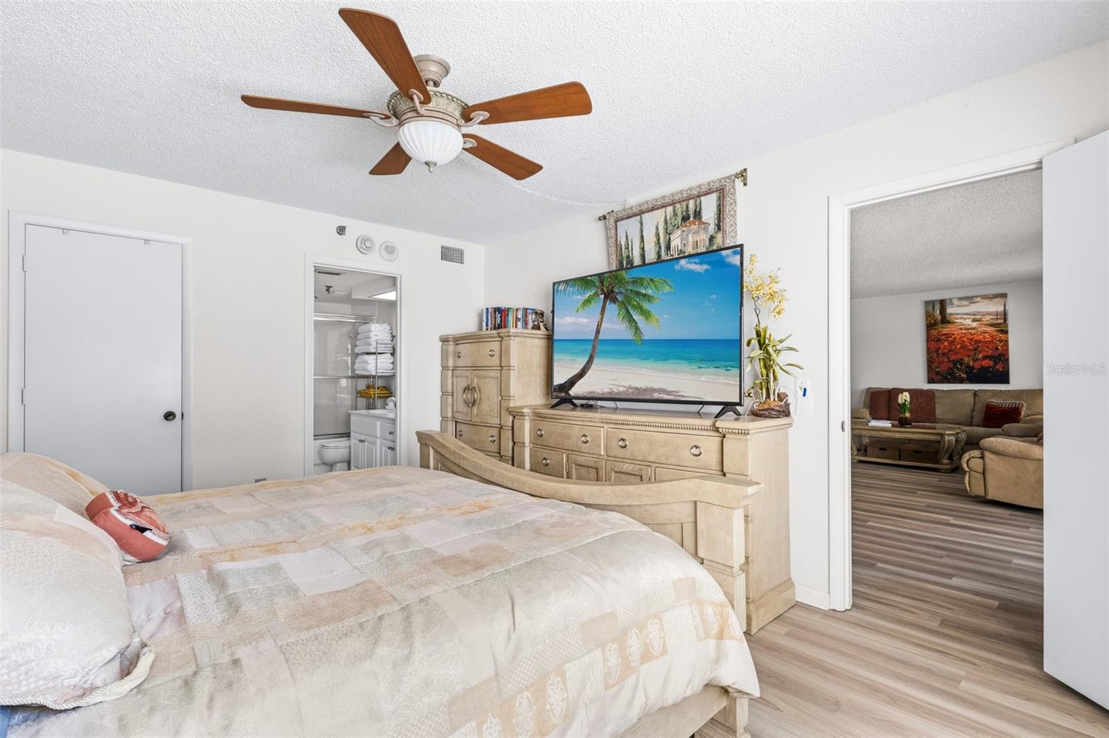1100 BENJAMIN FRANKLIN DR #305, SARASOTA, FL — photo 47