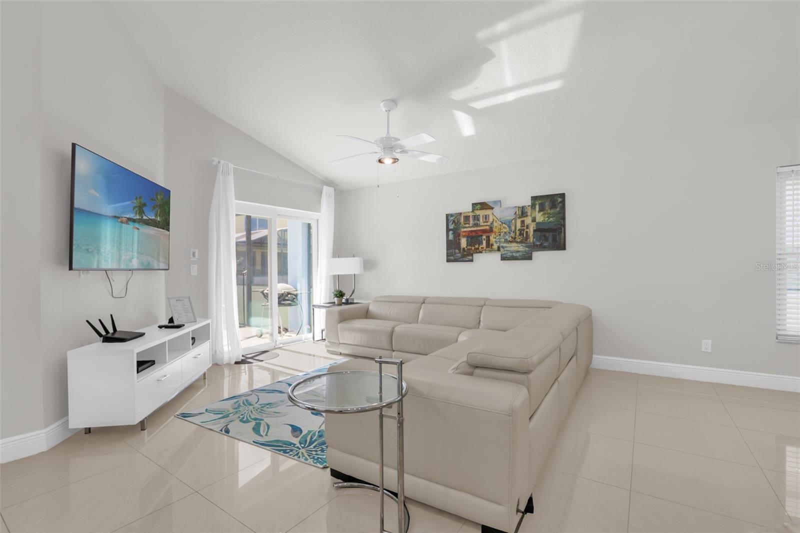 156 BAREFOOT BEACH WAY, KISSIMMEE, FL — photo 2